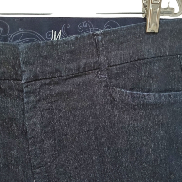 Classic Dark Blue Denim Jeans By JM Collection Size 14P - Picture 4 of 13